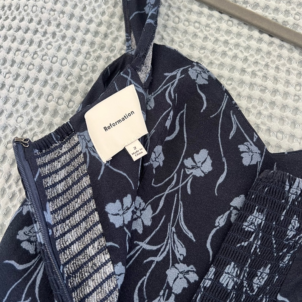 Reformation Bryon Dress Georgia Blue - Picture 7 of 7